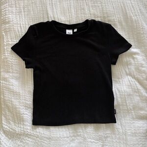 Tna Ribbed Cropped T-shirt